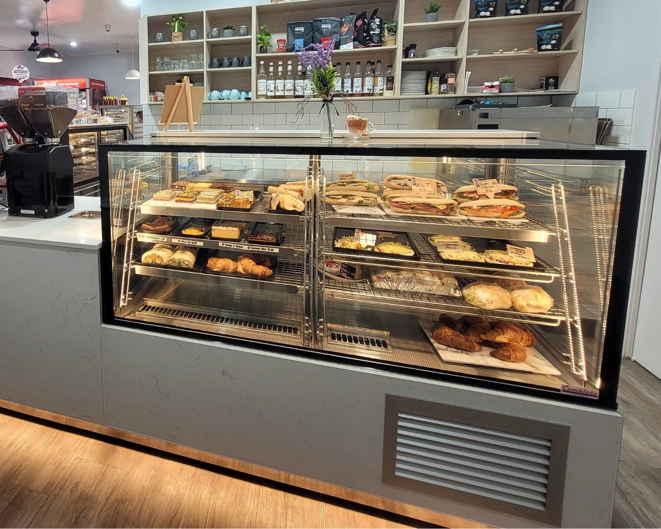 CDE Refrigerated Display Cabinet