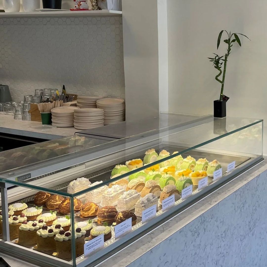 Cossiga LPRF Freestanding LP Plus Refrigerated Display