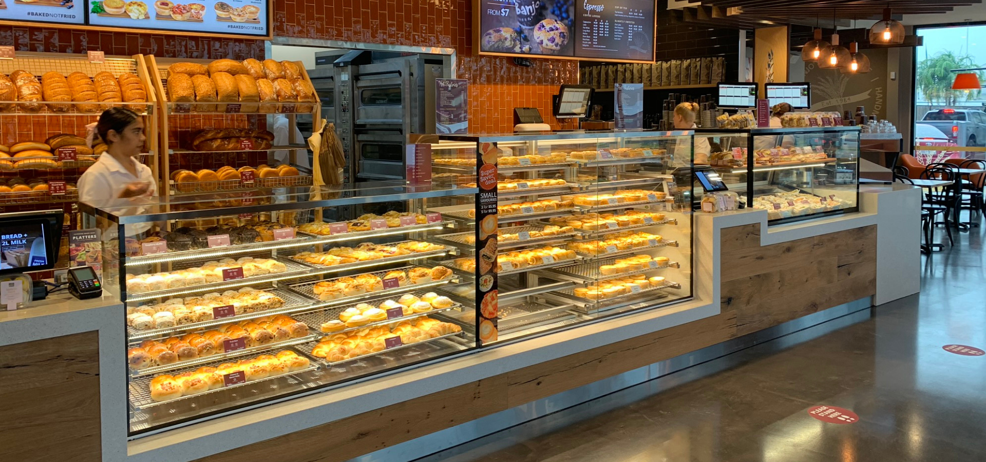 Complete Display Equipment